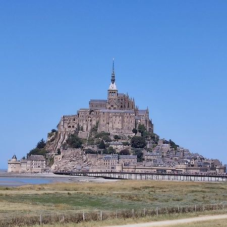 Le Viking Entre Mer Et Terre Vaux-sur-Aure Luaran gambar